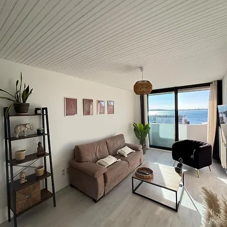 Grand T2 Cosy Et Lumineux Face A L'etang
