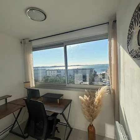 Apartment Grand T2 Cosy Et Lumineux Face A L'etang Balaruc-les-Bains