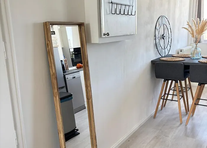 Grand T2 Cosy Et Lumineux Face A L'etang